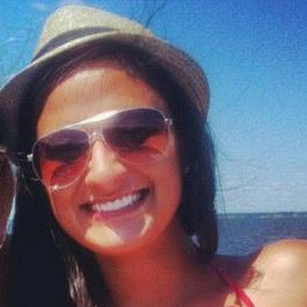 Meet your Posher, Carly